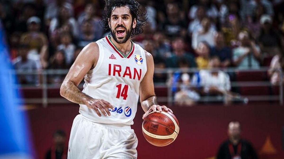 صمد نیکخواه بهرامی پرچمدار کاروان ایران در المپیک توکیو شد