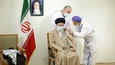 تزریق دُز دوم واکسن ایرانی کرونا به رهبر انقلاب
