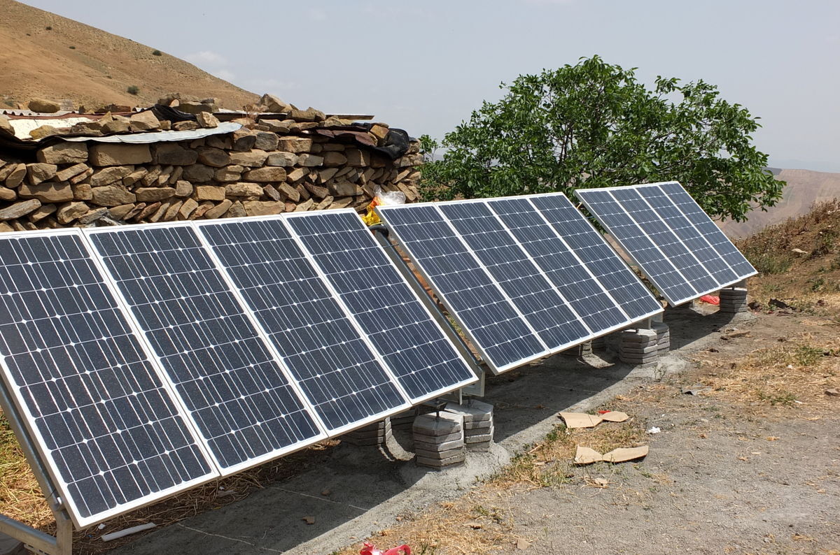 توزیع پنل خورشیدی رایگان