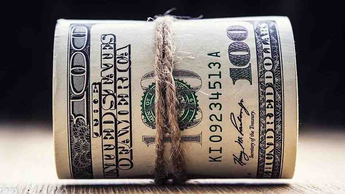 قیمت دلار، معامله‌گران را دست به عصا کرد