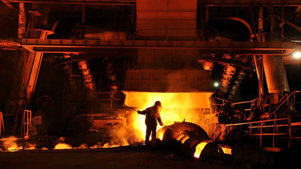 جنگ روسیه و اوکراین چه تأثیری بر بازار آهن و فولاد ایران داشت؟