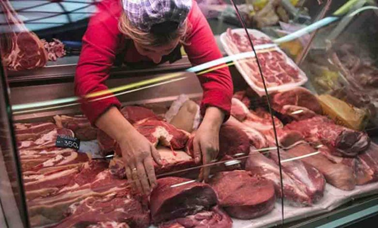 قیمت گوشت قرمز ۲۹ خرداد ۱۴۰۱/ ایرانی‌ها چه قدر گوشت قرمز مصرف می‌کنند؟