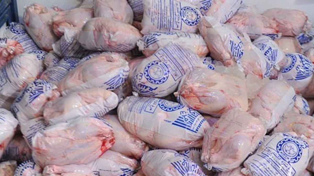 عرضه مرغ به قیمت مصوب در میادین و فروشگاه‌ها