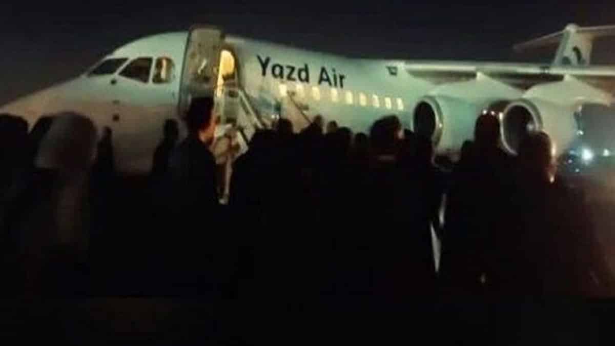 شرکت هواپیمایی یزد رسماً آغاز بکار کرد