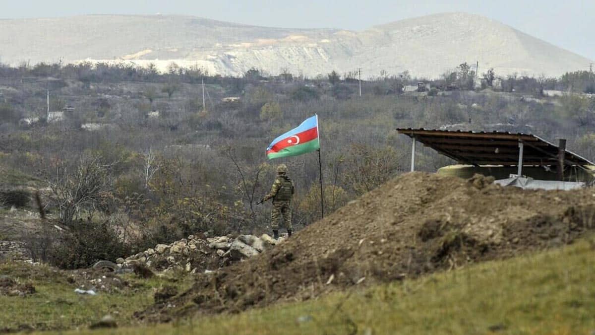 پیشروی ارتش آذربایجان در مناطق مرزی | گذرگاه لاچین به تصرف درآمد