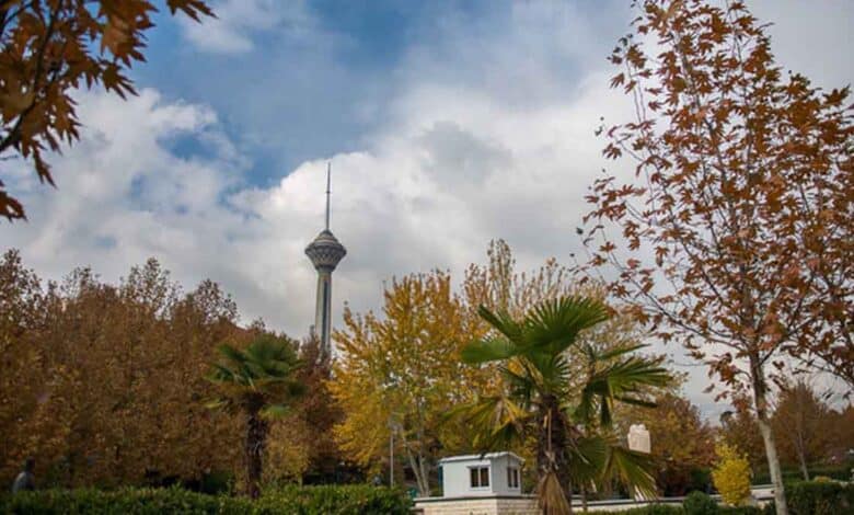 وضعیت هوای تهران ۱۴۰۱/۱۲/۲۷؛ تنفس هوای "قابل قبول" در نخستین روز هفته