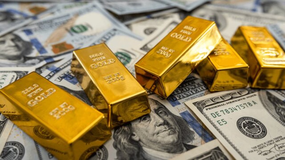 طلا در چند قدمی ۲۰۰۰ دلار