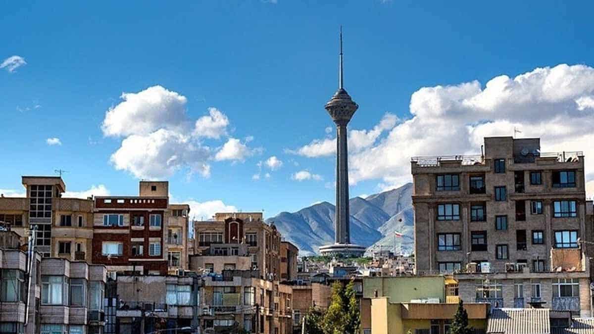 هوای تهران ۱۸ مرداد ۱۴۰۲ ؛ تنفس هوای "قابل قبول"