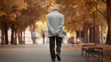 سن مناسب بازنشستگی: زنان ۴۸ و مردان ۵۵ سالگی