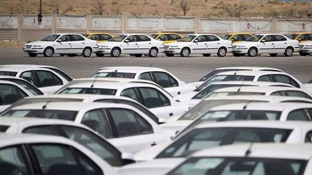 وزیر صمت: خودرو را ما تعیین قیمت نمی‌کنیم