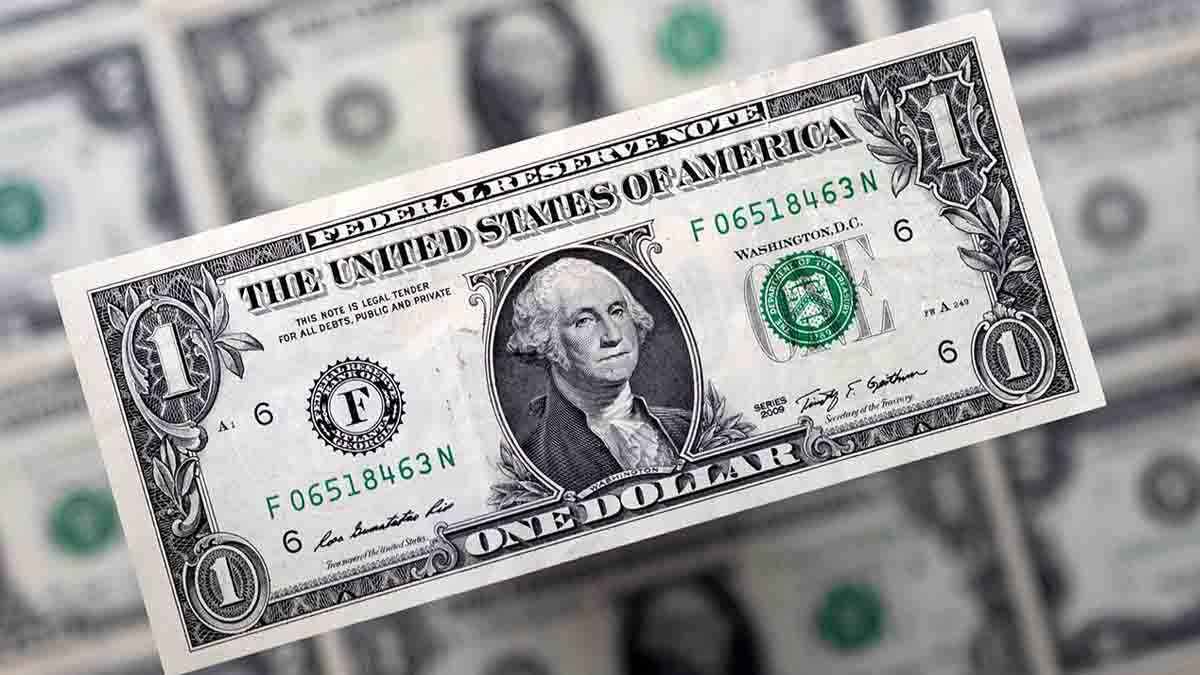 کاهش قیمت دلار در مرکز مبادلات ارزی
