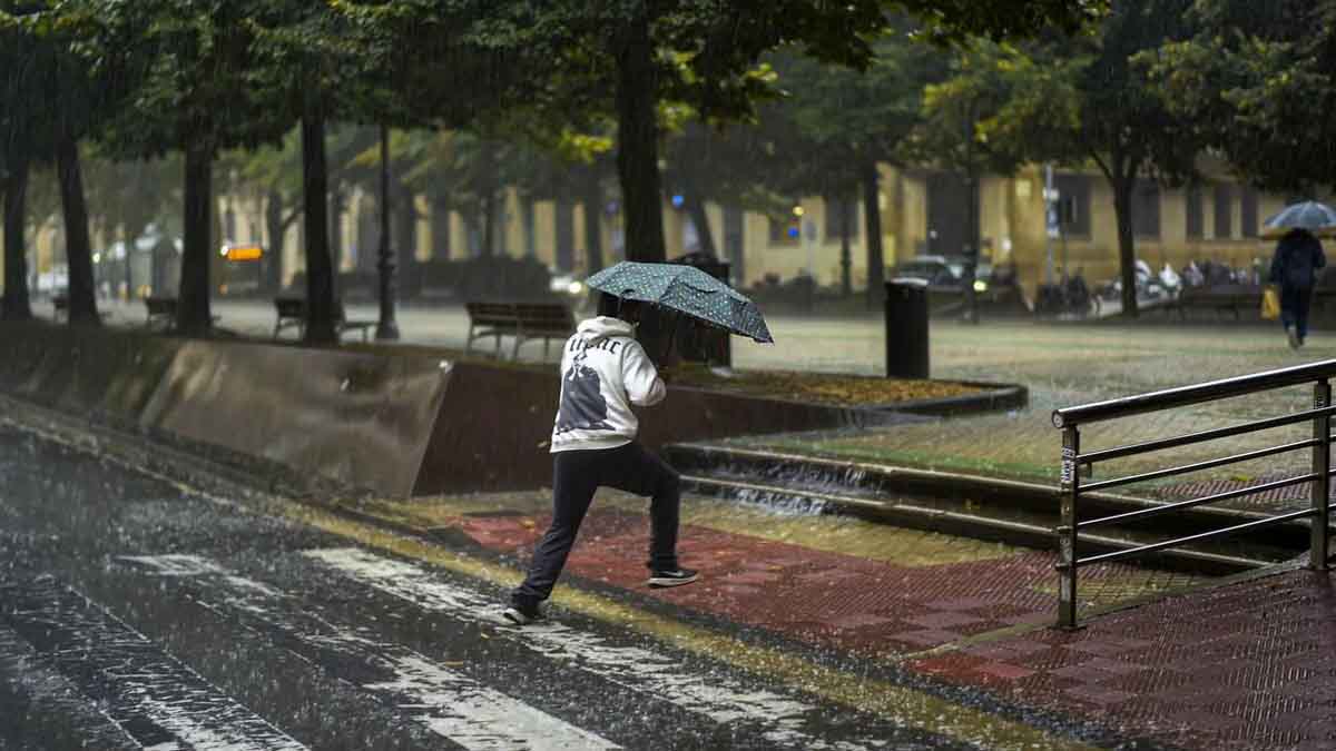 هواشناسی ایران ۲۷ شهريور ۱۴۰۲ / تشدید سامانه بارشی در ۱۲ استان