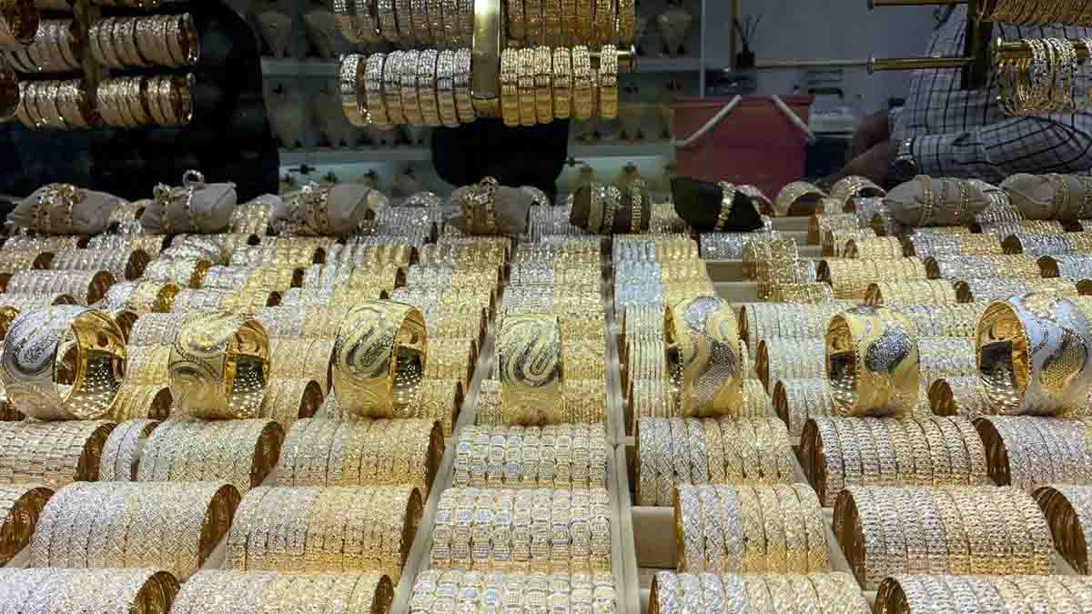 قیمت طلا و سکه 1 آبان 1402 / قیمت در بازار طلا تعدیل شد