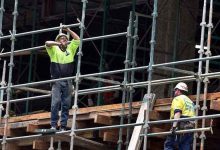 مطابق با قانون جدید، باز هم مشکل بیمه کارگران ساختمانی حل نمی‌شود