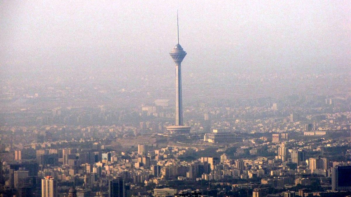 وضعیت هوای تهران ۲۶ آذر ۱۴۰۲ / تنفس هوای ناسالم