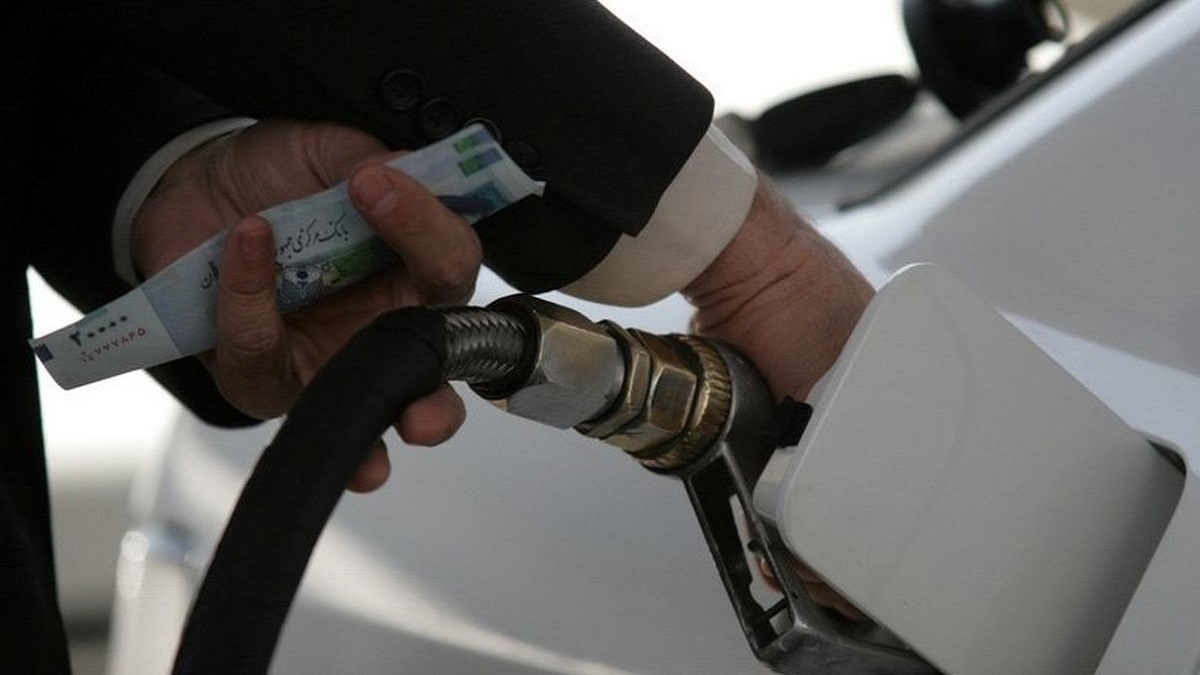 تغییر قیمت بنزین در دستور کار دولت نیست