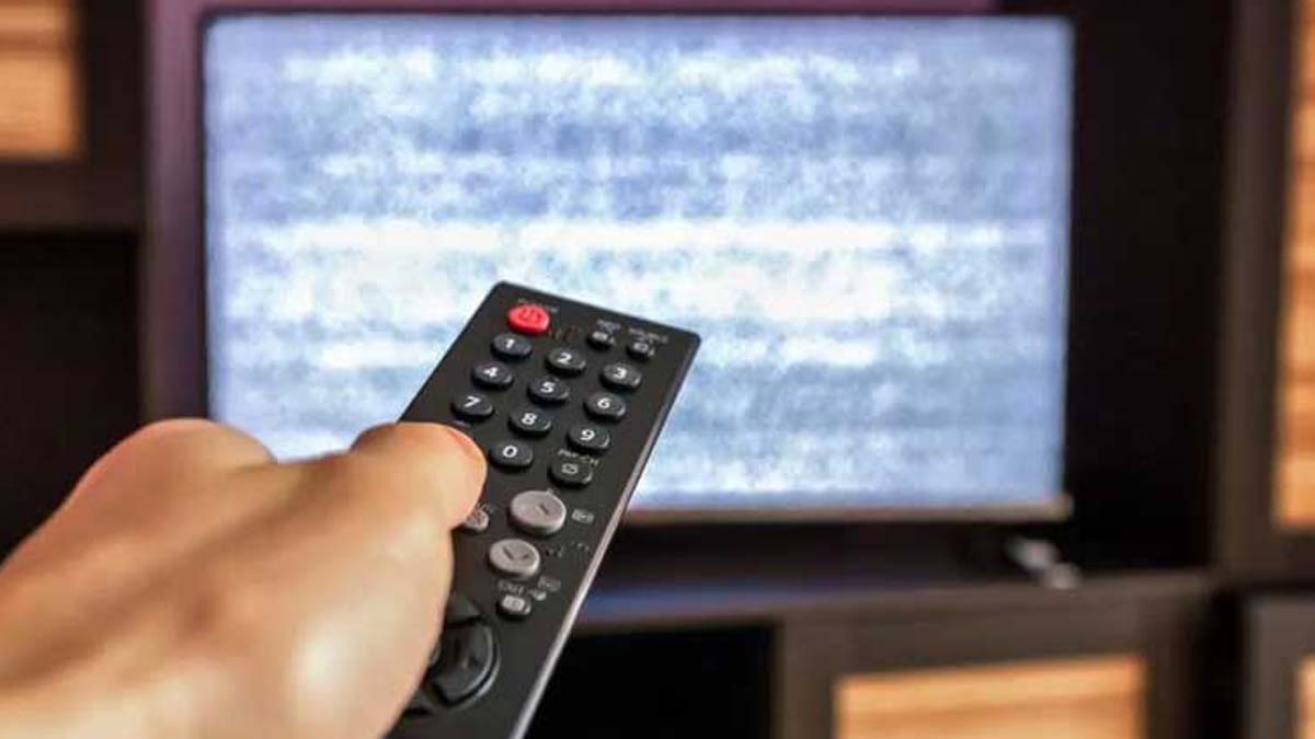 علت لرزش تصویر تلویزیون چیست؟