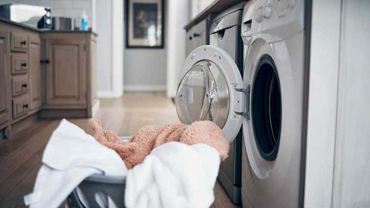علت بوی بد ماشین لباسشویی چیست؟