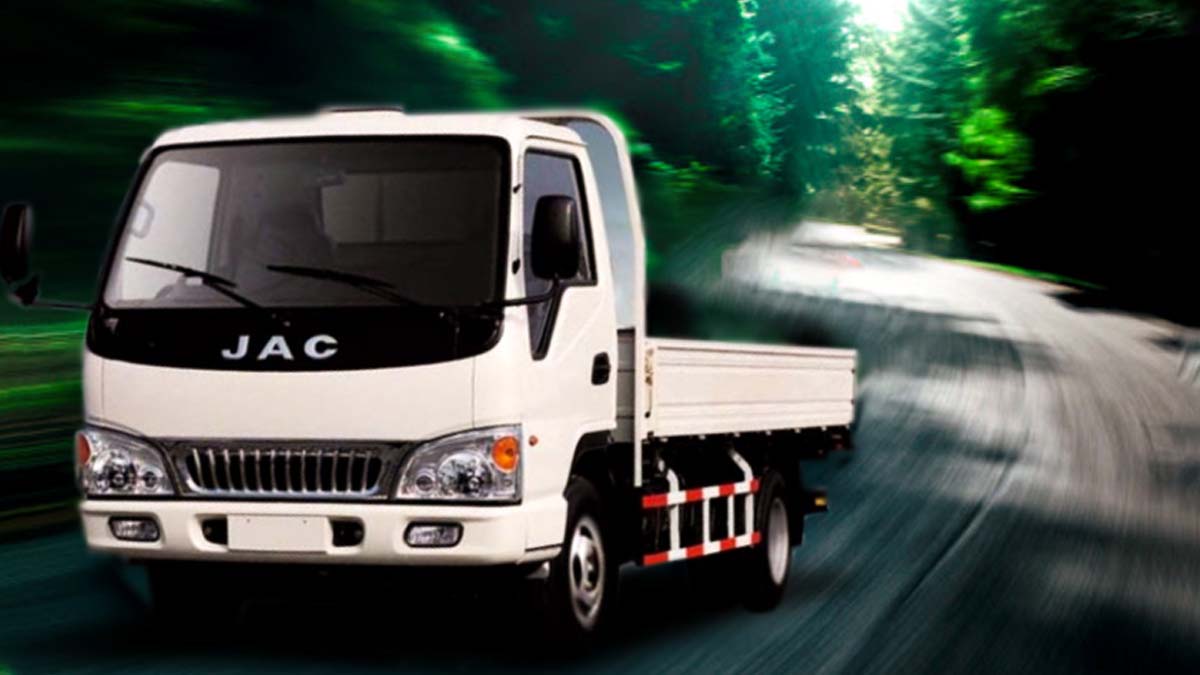 آغاز عرضه ۹۰ دستگاه کامیونت JAC در بورس کالا