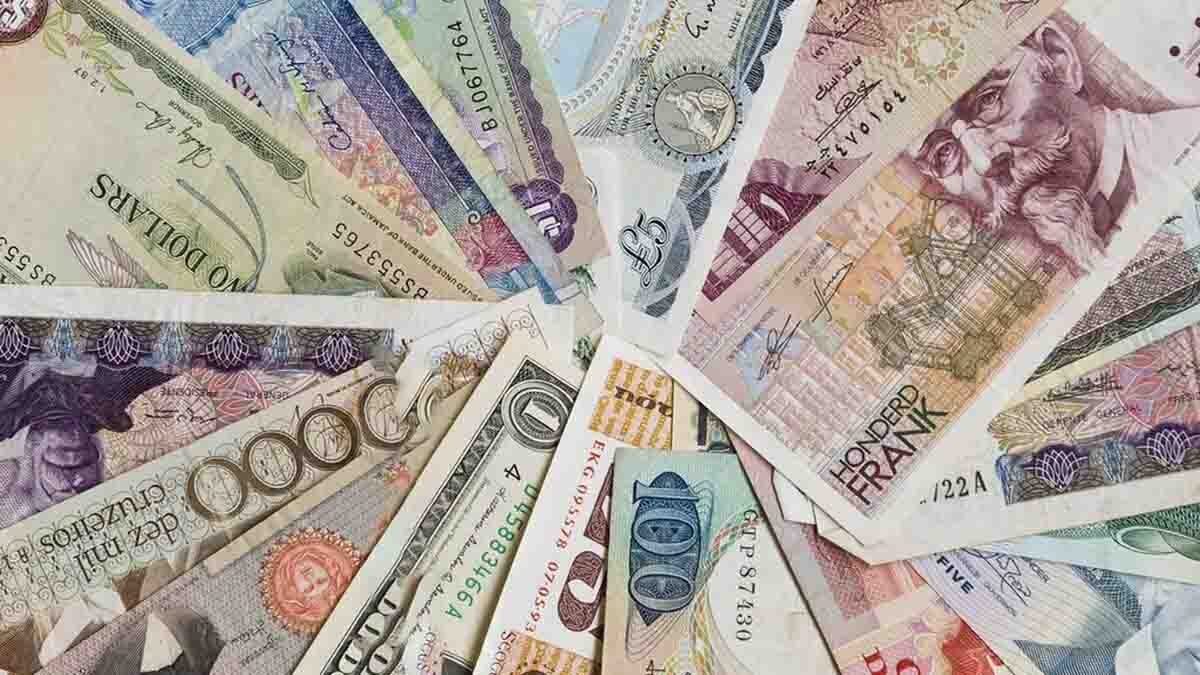 نرخ رسمی ۱۵ ارز افزایش یافت